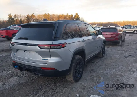 2024 Jeep Grand Cherokee 4Xe Trailhawk Carb State Pkg z USA, uszkodzony, nr VIN 1C4RJYC69R8504970